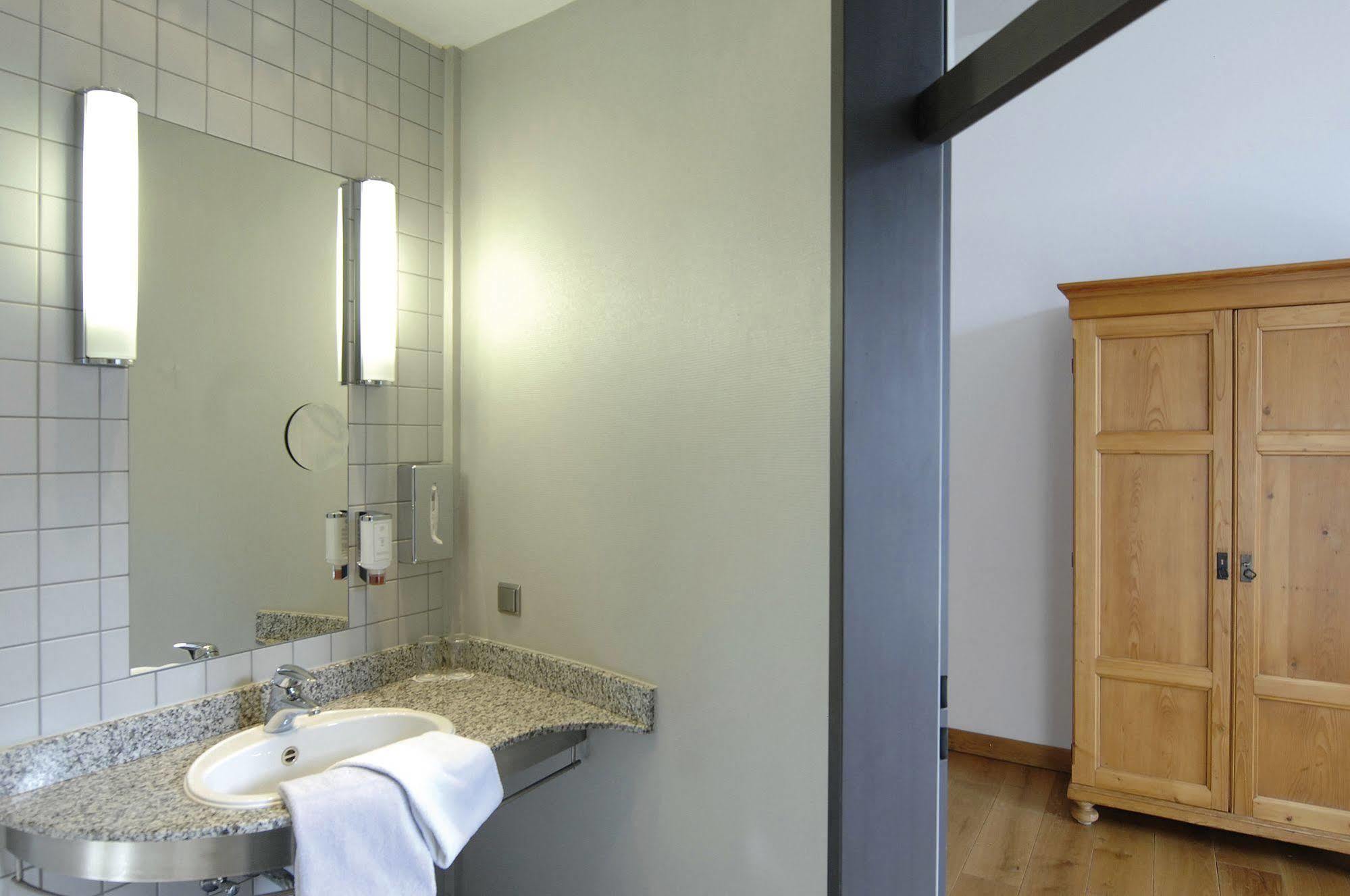 Hotel Mutterhaus Duesseldorf Екстер'єр фото